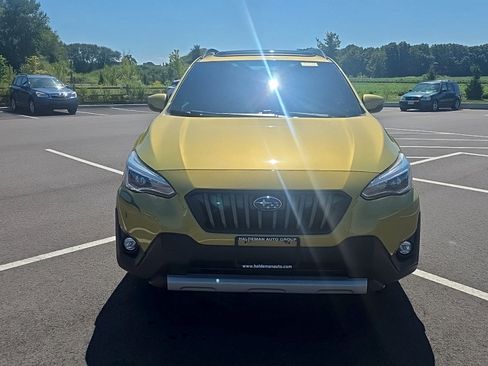 Used 2021 Subaru Crosstrek 2.5i Limited w/ Moonroof Package 1 AWD/4WD image 2