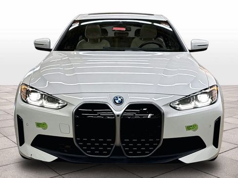 Used 2023 BMW i4 eDrive35 w/ Premium Package RWD image 3