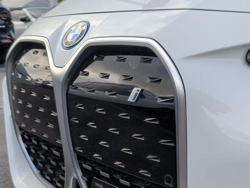 Used 2023 BMW i4 eDrive40 w/ M Sport Package RWD image 13