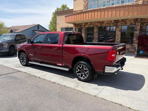 Used 2025 RAM 1500 Laramie AWD/4WD image 28