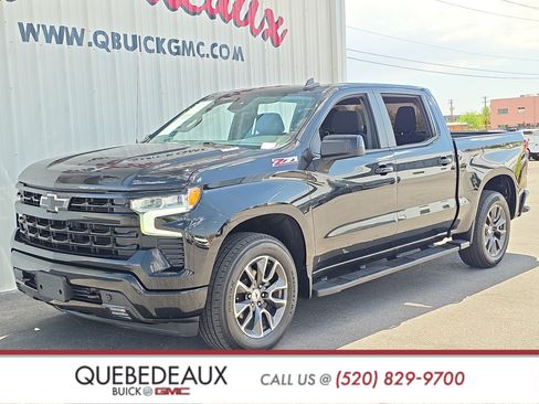 Used 2022 Chevrolet Silverado 1500 RST AWD/4WD image 3