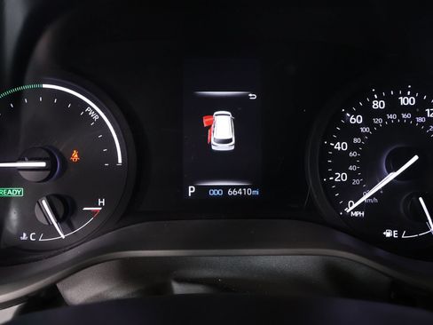 Used 2022 Toyota Sienna XLE FWD image 4
