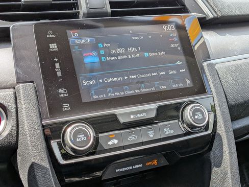 Certified 2018 Honda Civic EX image 17