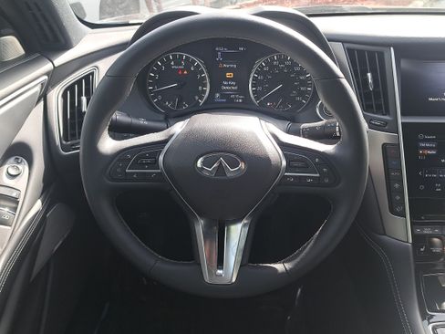 Used 2022 INFINITI Q60 3.0t Luxe w/ Cargo Package AWD/4WD image 13