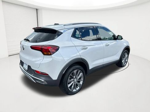 Used 2022 Buick Encore GX Essence w/ Experience Buick Package AWD/4WD image 5