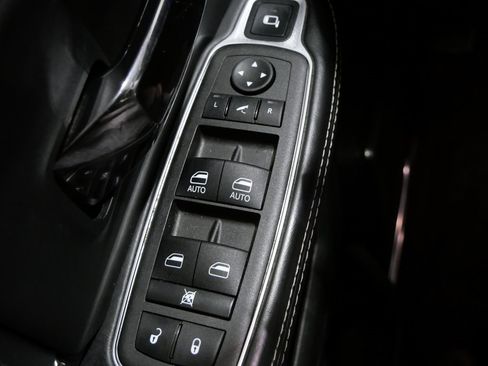 Used 2022 RAM 2500 Limited w/ Night Edition image 13