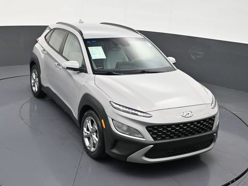 Used 2022 Hyundai Kona SEL FWD image 18