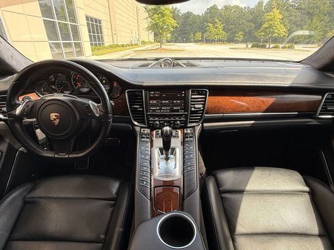 Used 2014 Porsche Panamera AWD/4WD image 23
