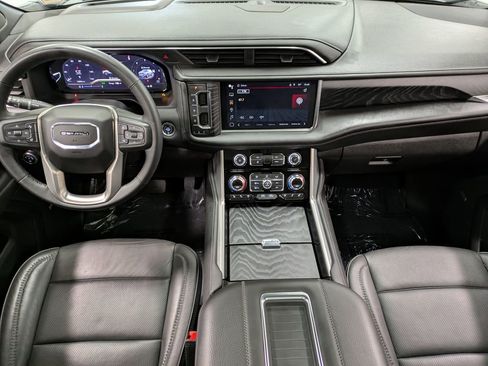 Used 2024 GMC Yukon Denali image 22
