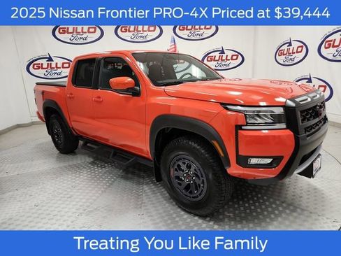 Used 2025 Nissan Frontier PRO-4X w/ Interior Protection Package image 1