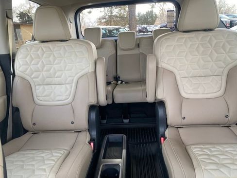 New 2026 Nissan Armada Platinum image 11