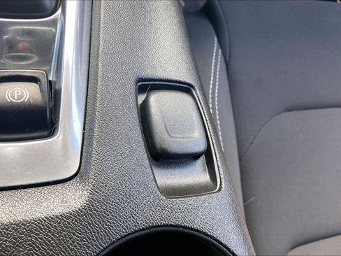 Used 2017 Chevrolet Camaro SS RWD image 38