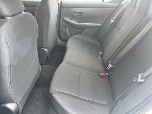 Used 2025 Nissan Sentra S FWD image 29