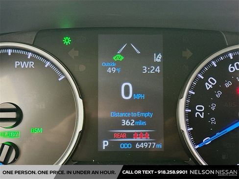 Used 2022 Toyota RAV4 XLE Premium image 12