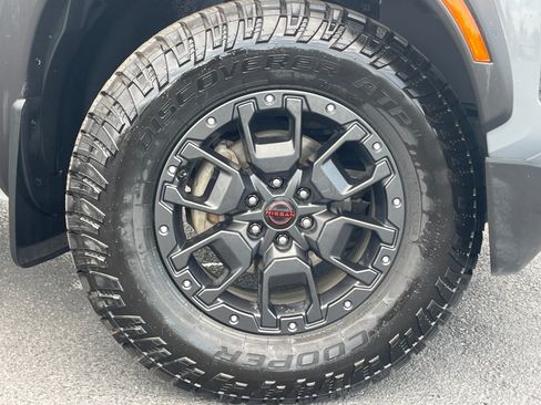 Used 2023 Nissan Frontier Pro-X w/ Pro-X Premium Package RWD image 8