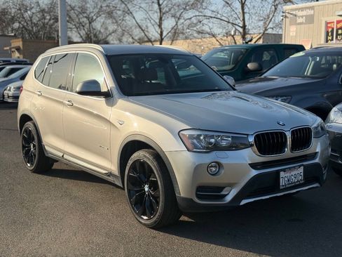 Used 2015 BMW X3 xDrive28i AWD/4WD image 1