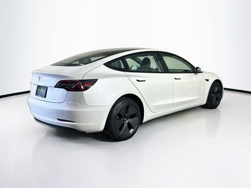 Used 2023 Tesla Model 3 Standard Range RWD image 9