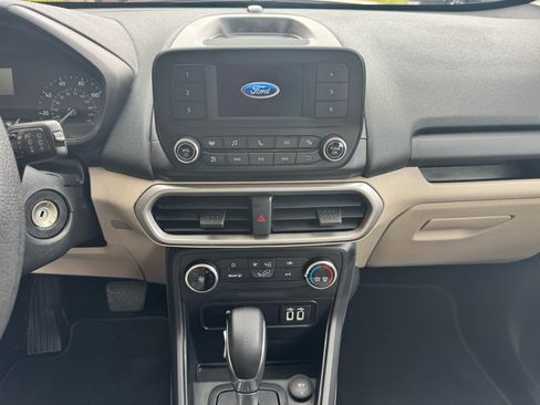 Used 2020 Ford EcoSport S image 11