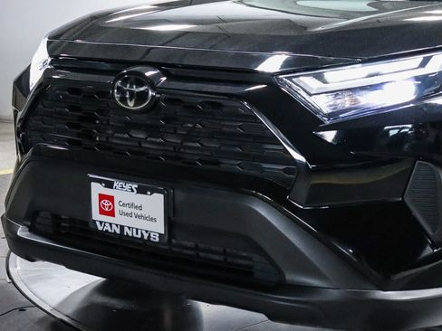 Certified 2024 Toyota RAV4 XLE FWD image 9