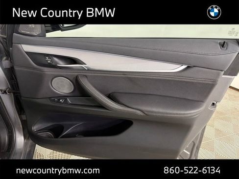Used 2019 BMW X6 xDrive35i w/ M Sport Package AWD/4WD image 18