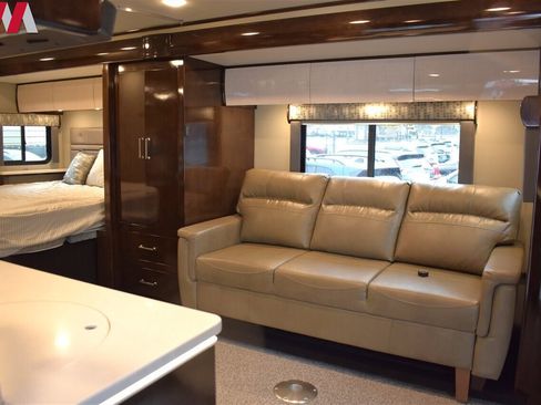 Used 2019 Mercedes-Benz Sprinter 170 image 31