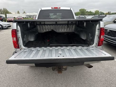Used 2012 Chevrolet Silverado 2500 LT w/ Interior Plus Package AWD/4WD image 22