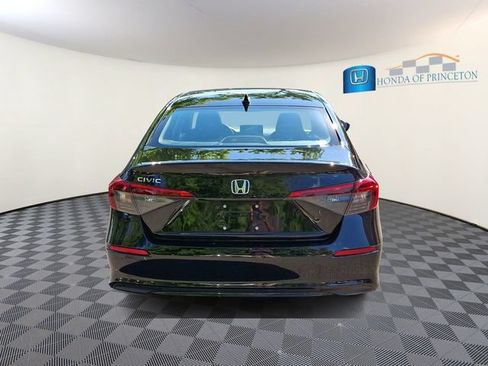 Certified 2024 Honda Civic EX image 5