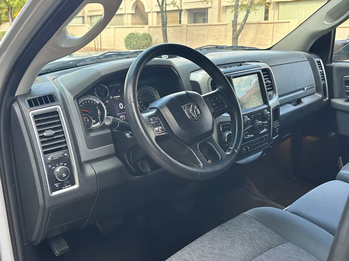 Used 2016 RAM 1500 Big Horn RWD image 14