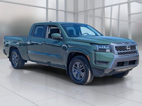 New 2026 Nissan Frontier SV w/ Tow Package RWD image 7