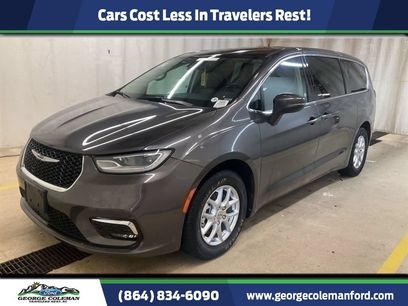 Used 2023 Chrysler Pacifica Touring-L