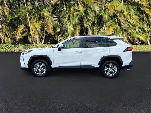 Used 2024 Toyota RAV4 XLE FWD image 8