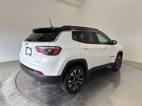 Used 2022 Jeep Compass Limited AWD/4WD image 7