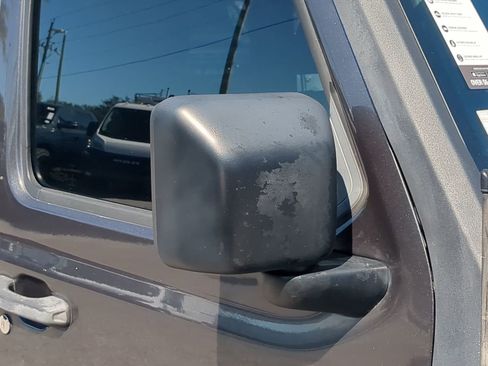 Used 2018 Jeep Wrangler Unlimited Sport S image 12