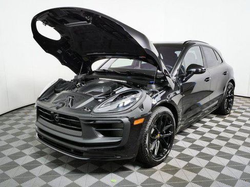 New 2026 Porsche Macan GTS AWD/4WD image 35