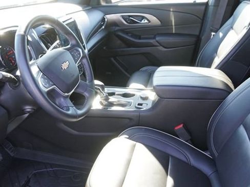 Used 2023 Chevrolet Traverse Premier w/ LPO, Floor Liner Package FWD image 21