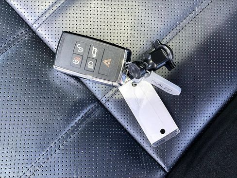 Used 2022 Land Rover Range Rover Sport HST AWD/4WD image 11