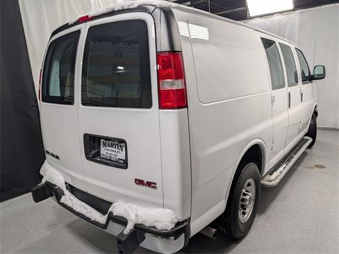 Used 2024 GMC Savana 2500 w/ Driver Convenience Package image 3