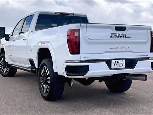 Used 2025 GMC Sierra 3500 Denali Ultimate AWD/4WD image 4