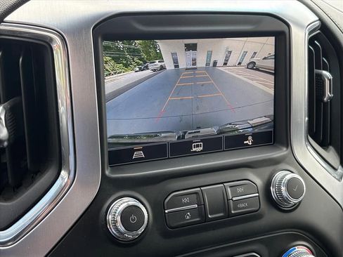 Used 2021 GMC Sierra 1500 SLT w/ SLT Premium Plus Package AWD/4WD image 6