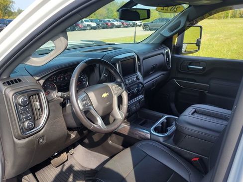Used 2022 Chevrolet Silverado 2500 LTZ image 12