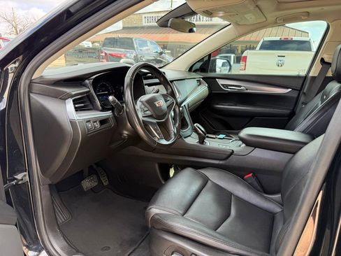 Used 2018 Cadillac XT5 Premium Luxury image 14