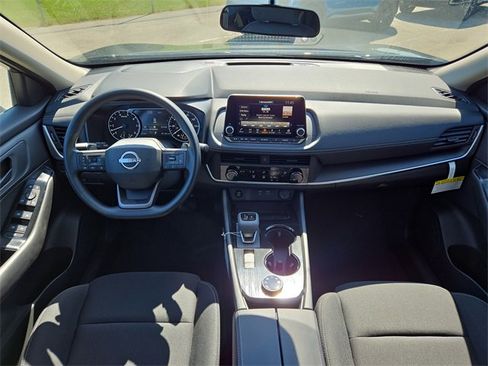 New 2026 Nissan Rogue S image 37