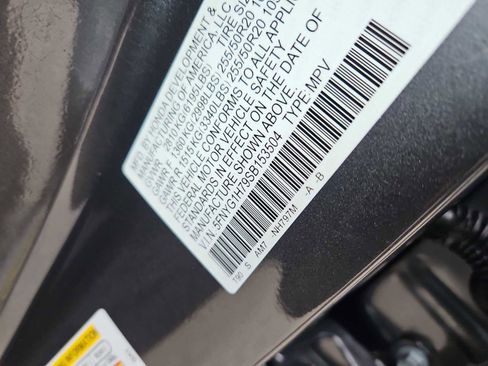 Certified 2025 Honda Pilot Touring image 7