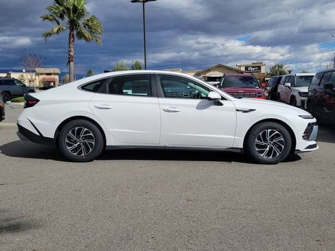 New 2026 Hyundai Sonata Blue image 23