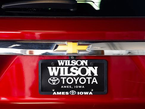 Used 2020 Chevrolet Traverse LT FWD image 7