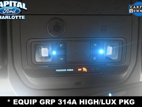 Used 2024 Ford Bronco Outer Banks AWD/4WD image 17