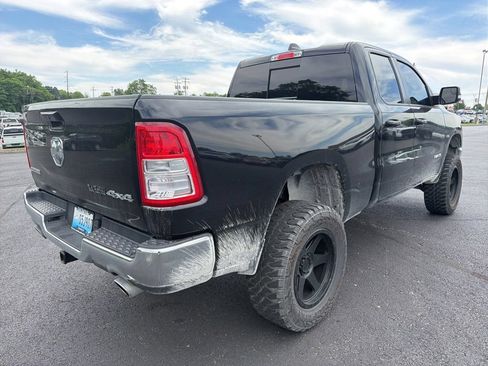 Used 2022 RAM 1500 Big Horn AWD/4WD image 3