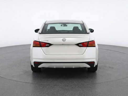 Used 2025 Nissan Altima 2.5 SV image 7