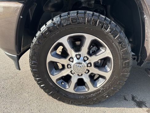Used 2024 RAM 2500 Limited image 29