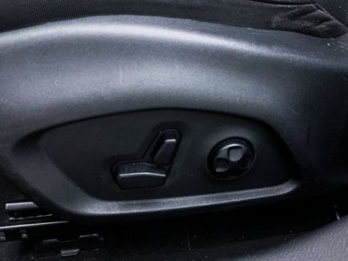 Used 2019 Jeep Compass Limited image 19